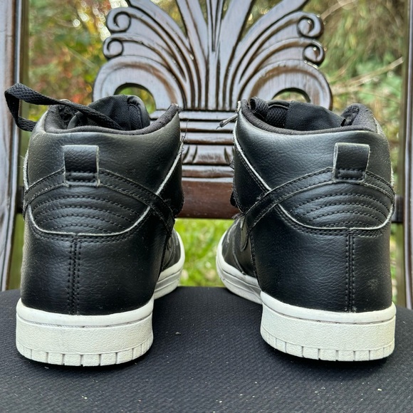 Nike Dunk High GS 'Black' Women's Size 7. (5.5Y) - Picture 7 of 8